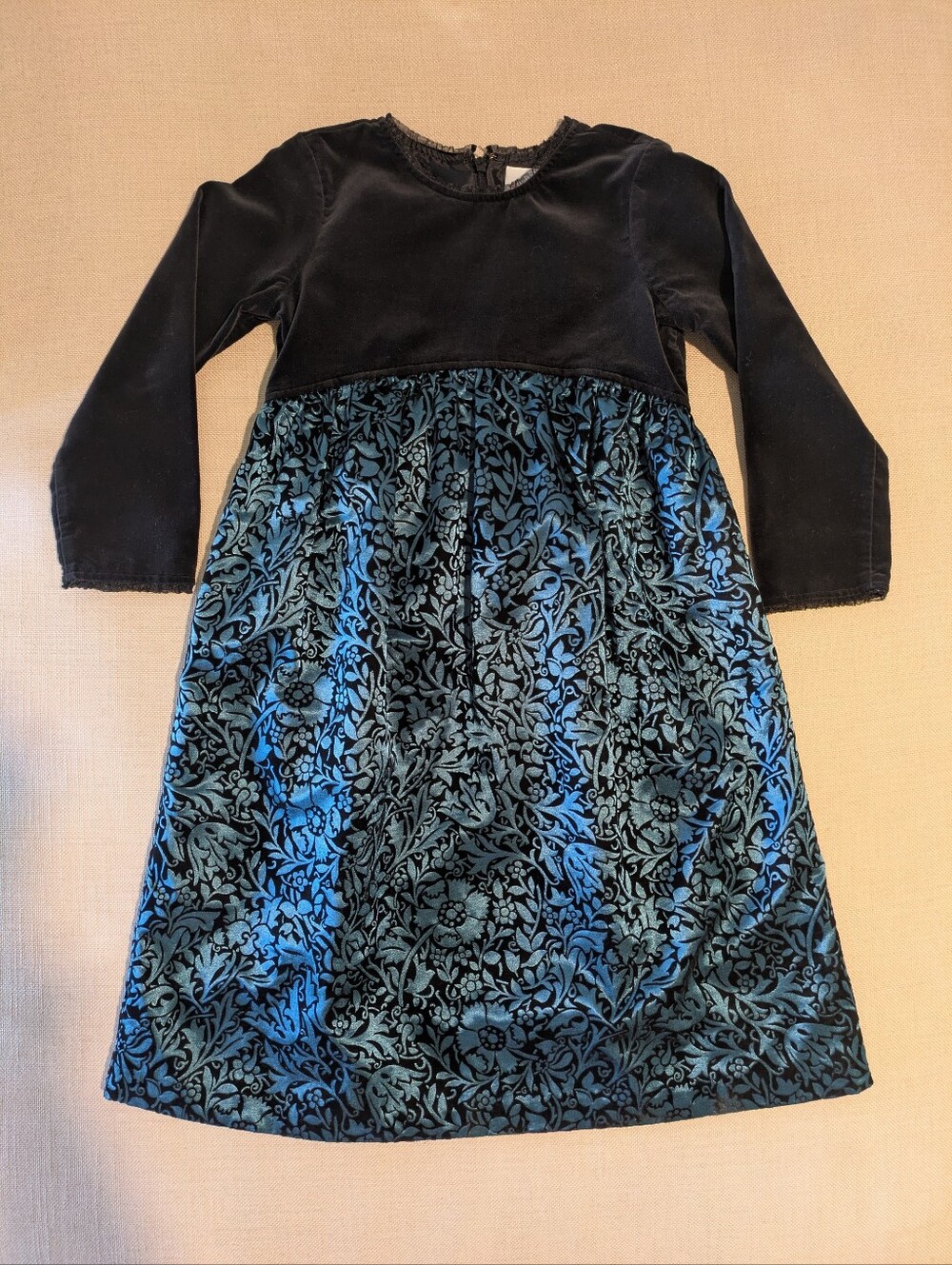Hanna Andersson Black Velvet Flocked Dress